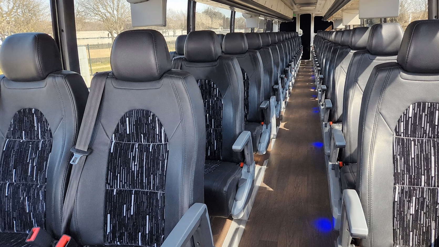 bus type and size change charter bus prices in monroeville pennsylvania