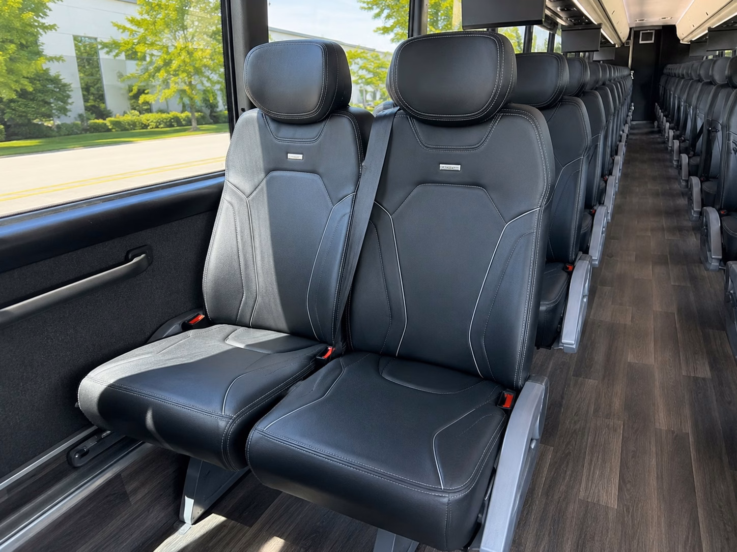 college sporting event bus rentals from monroeville to pitt duquesne and robert morris