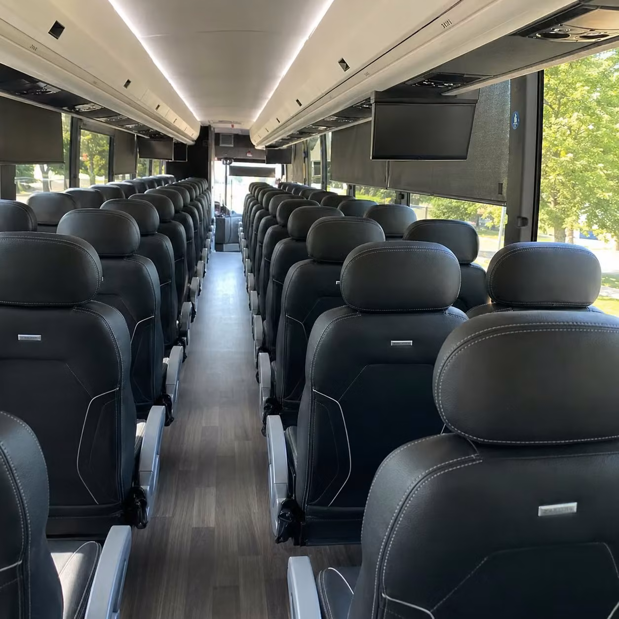 monroeville charter bus
