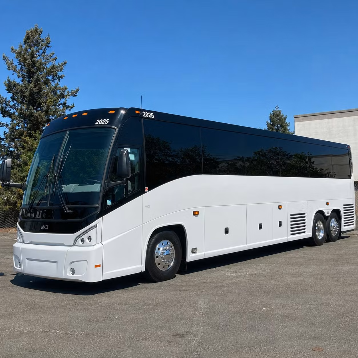 monroeville long distance transportation services